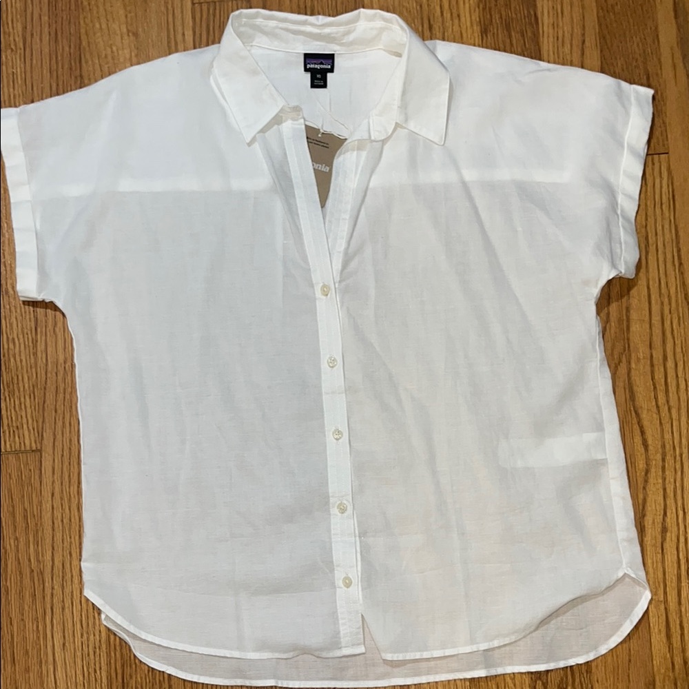 Patagonia White Casual Button Down Shirt NWT